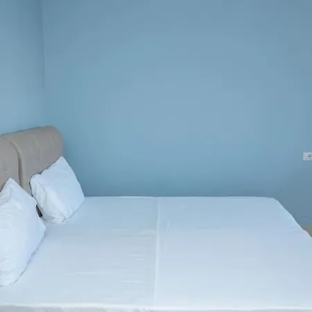 Cozy Avlonya